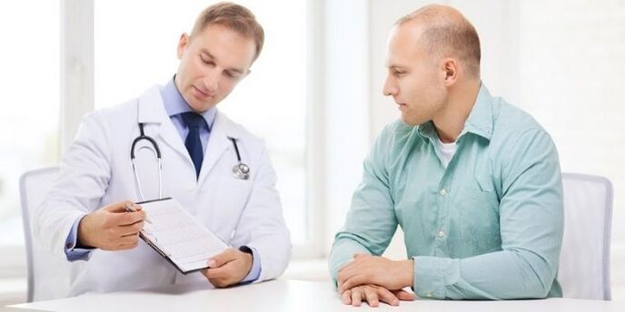 Ang doktor nagreseta sa mga tambal alang sa prostatitis